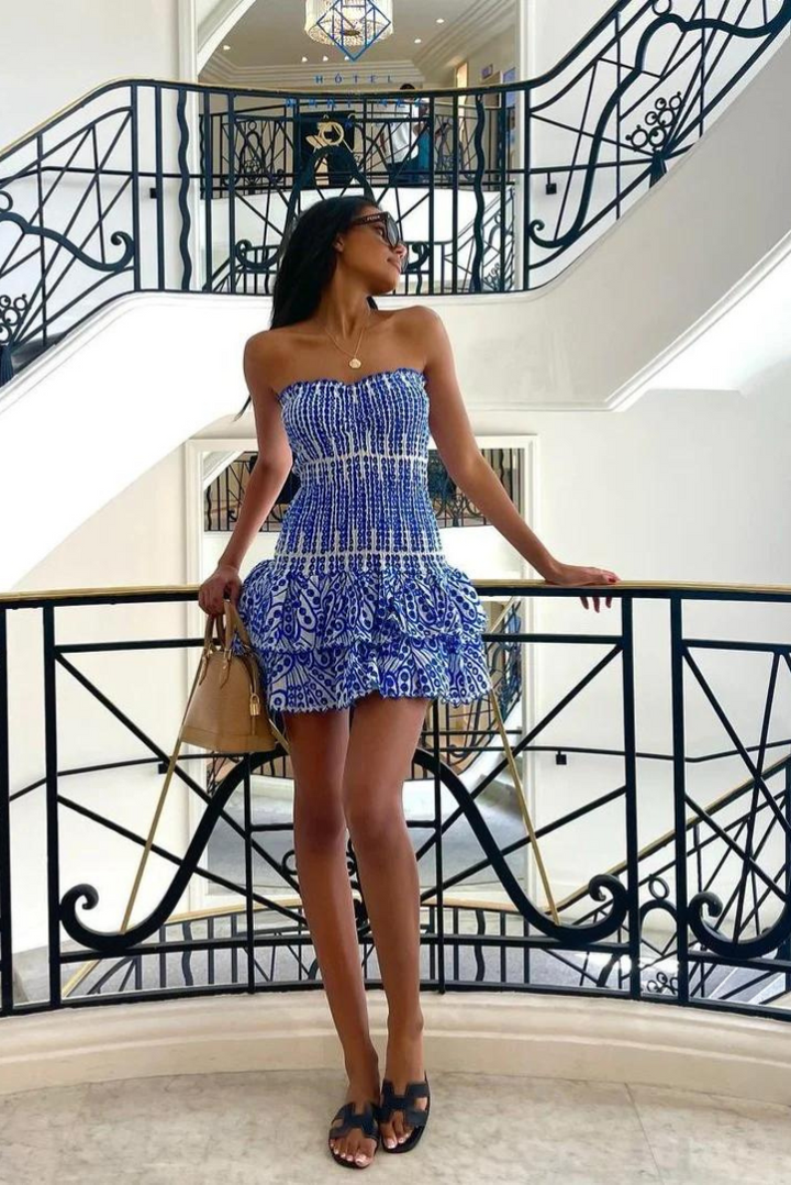 Vestido mini fruncido sin tirantes para mujer con falda escalonada con volantes