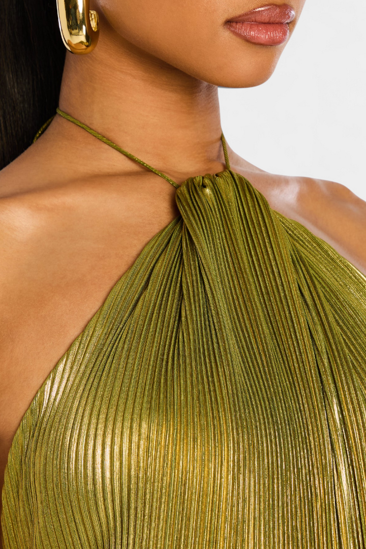 Emma Vestido Halter Metálico con Espalda Abierta y Abertura Alta