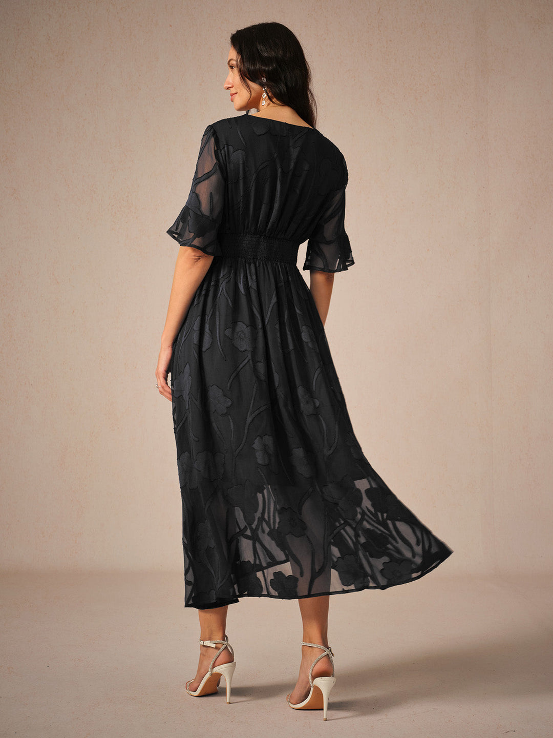 Aishana | Vestido Midi Floral de Manga Corta para Mujeres