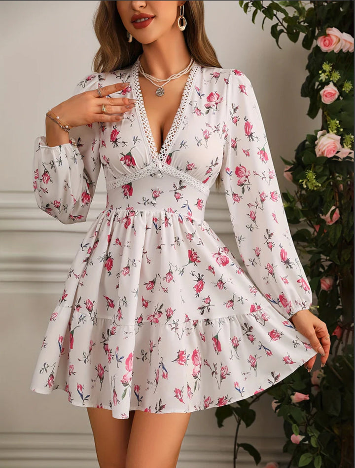 Vestido mini floral con escote en V para mujer, mangas largas y falda con volantes