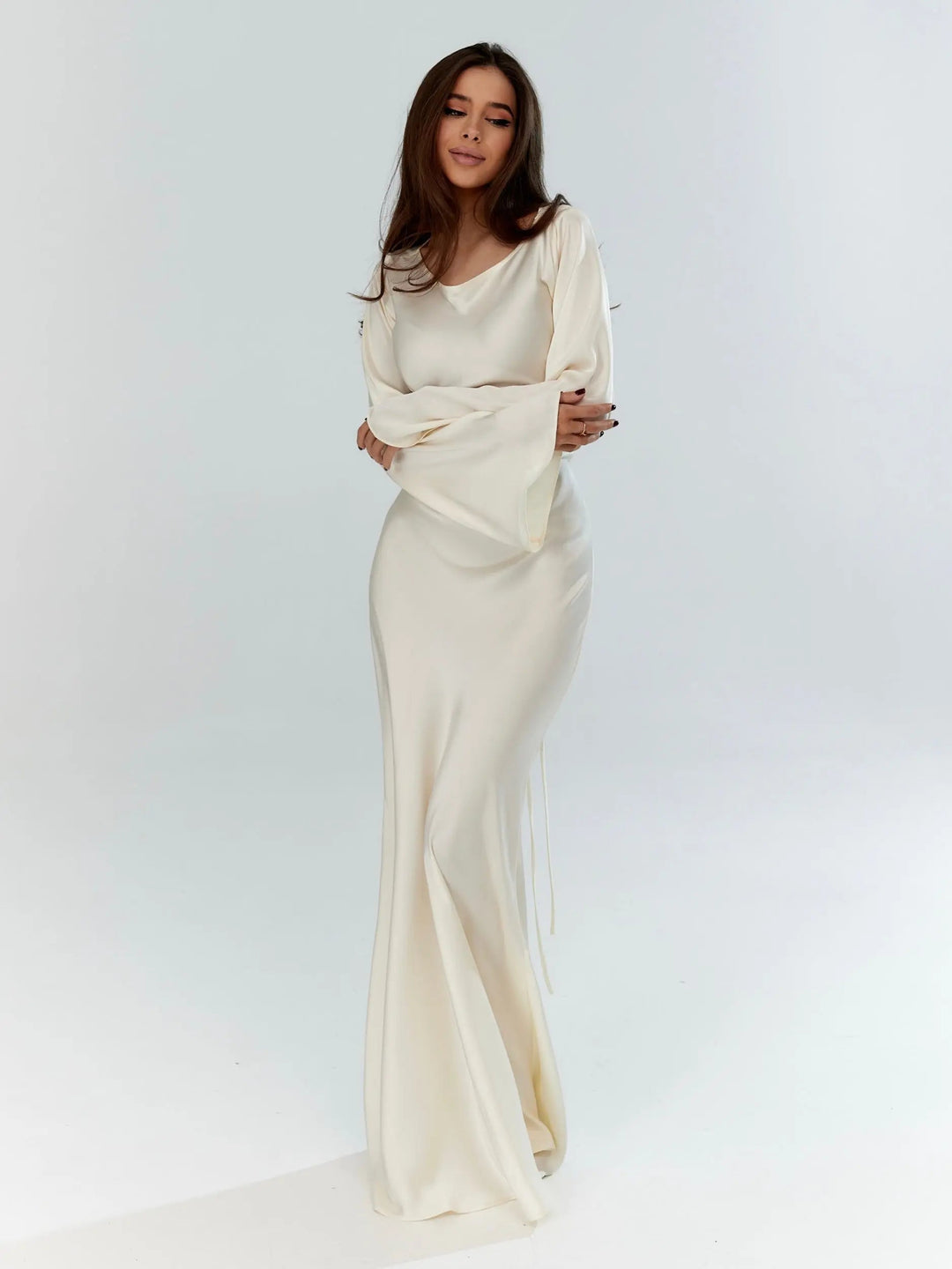 Elegante Vestido Maxi de Manga Larga para Invitadas de Boda
