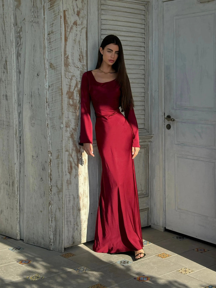 Elegante Vestido Maxi de Manga Larga para Invitadas de Boda
