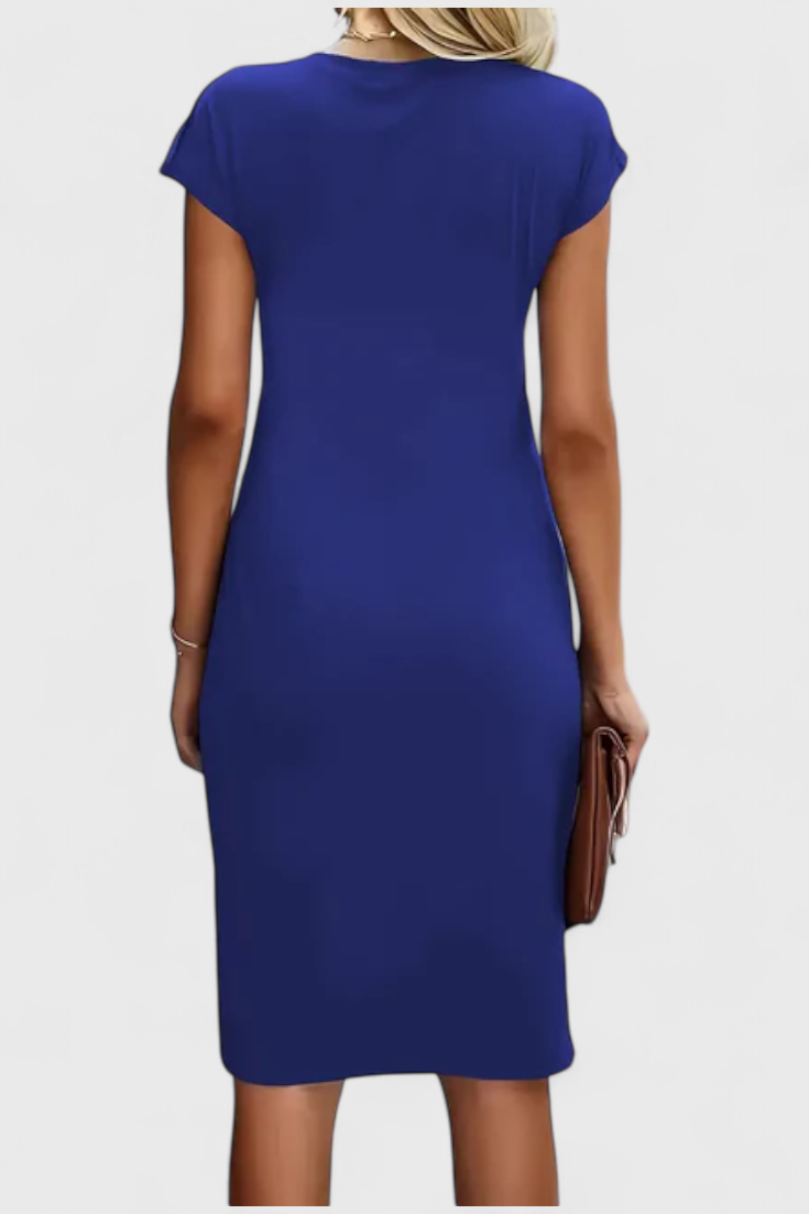 Katrina Vestido Midi Atemporal con Cuello Redondo y Detalle Drapeado