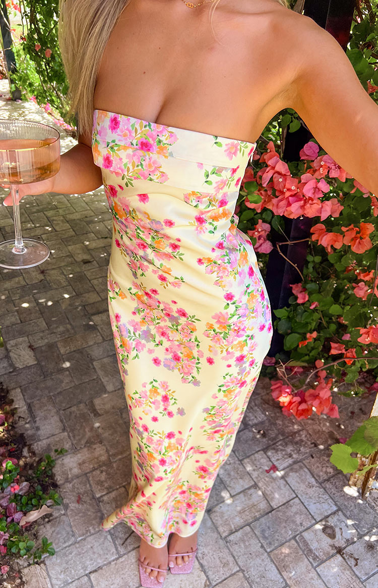 Vestido Maxi Amarillo de Verano