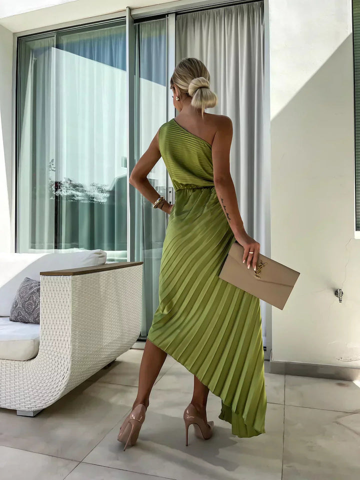 Elegante Vestido Midi de Ocasión Especial con Pliegues en el Hombro