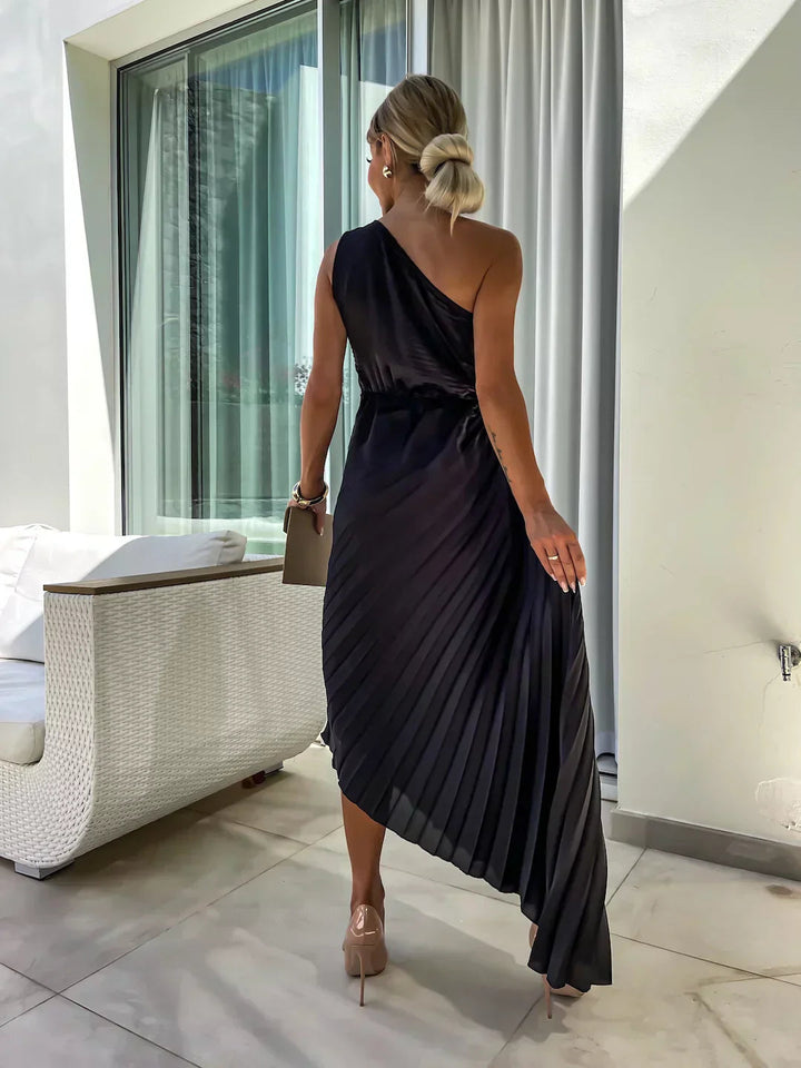 Elegante Vestido Midi de Ocasión Especial con Pliegues en el Hombro