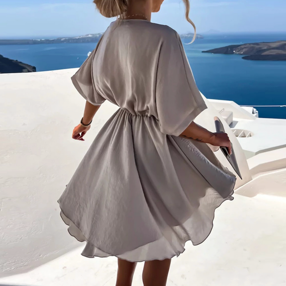 Vestido mini fluido con escote en V, mangas cortas y cintura alta para mujer