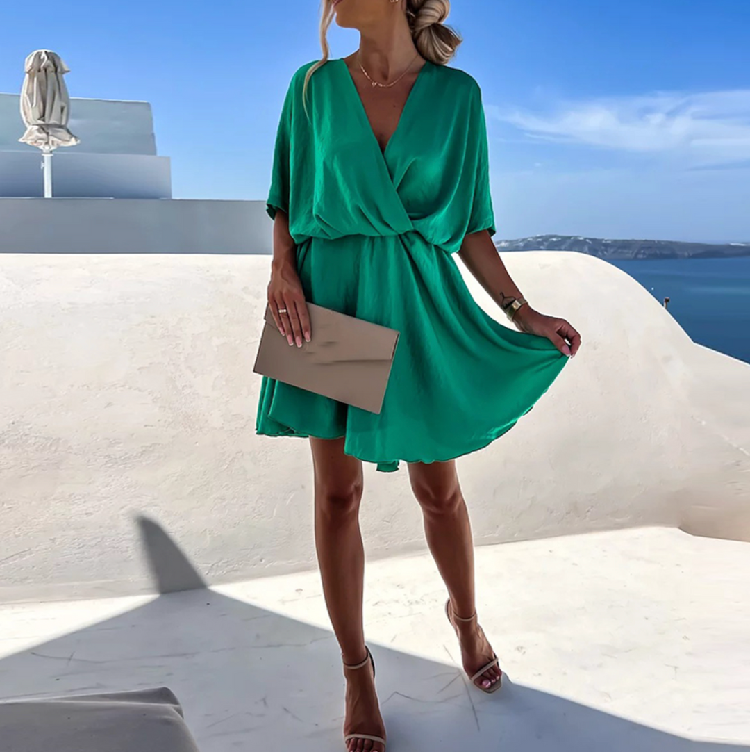 Vestido mini fluido con escote en V, mangas cortas y cintura alta para mujer