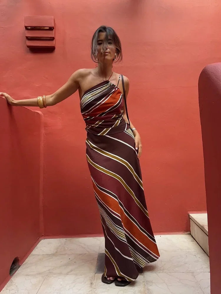 Vestido Maxi de Cuello Halter – Vestido Fluido de Silueta Resort para Mujeres