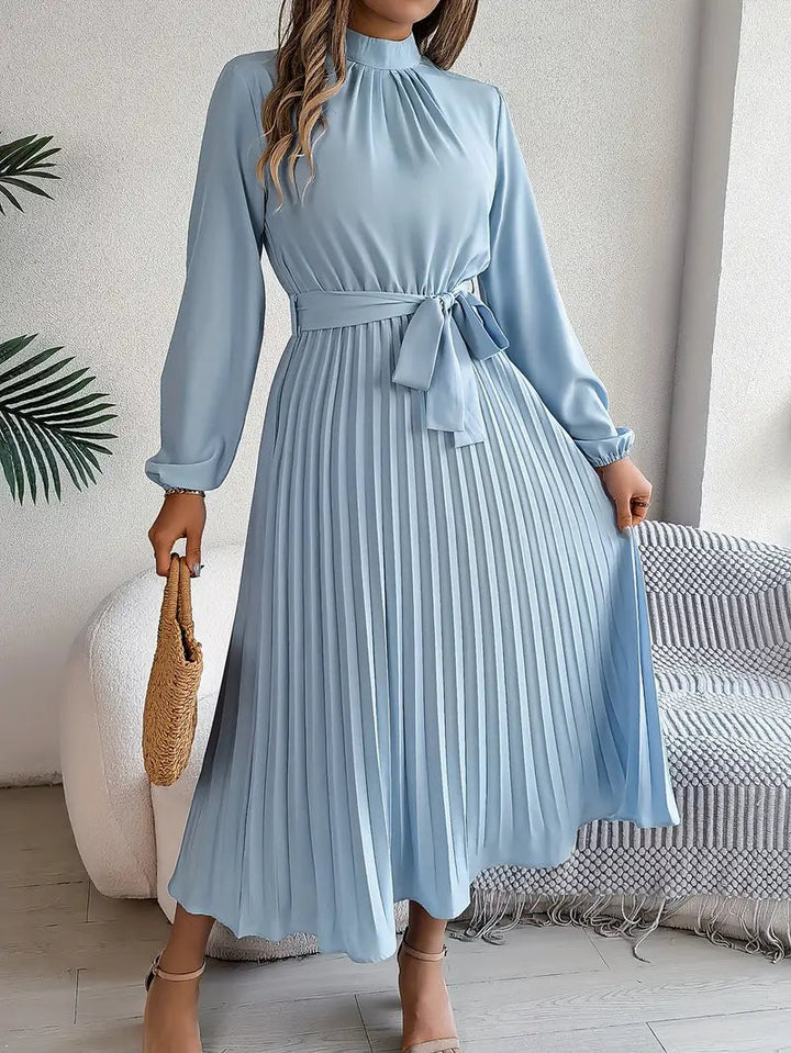 Elegante Vestido Midi de Invitada de Boda Plisado con Cintura Ceñida