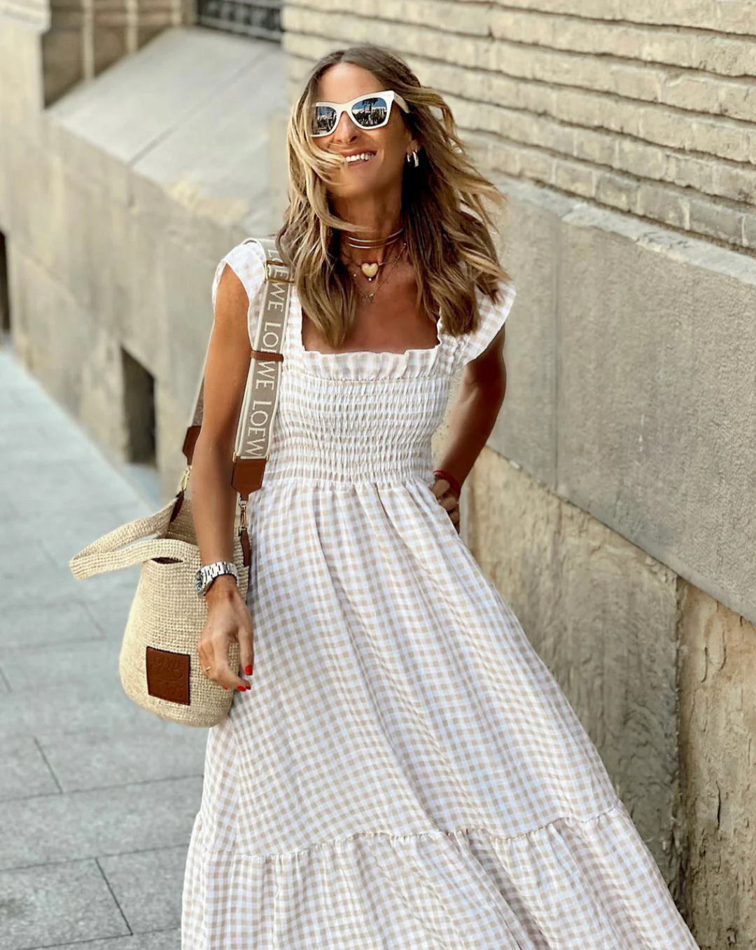 Vestido Maxi de Gingham con Mangas Volantes para el Verano