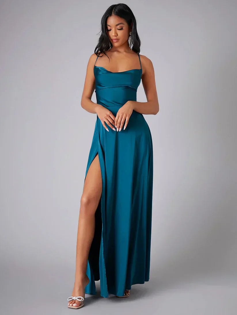 Vestido Maxi de Tirantes de Espagueti con Gran Abertura