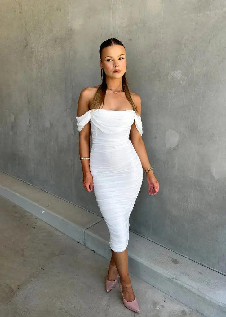 Halina | Vestido de cóctel midi con mangas drapeadas para mujeres