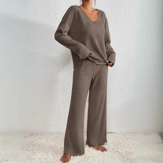 Vivienne Conjunto de dos Piezas con Top y Pantalones