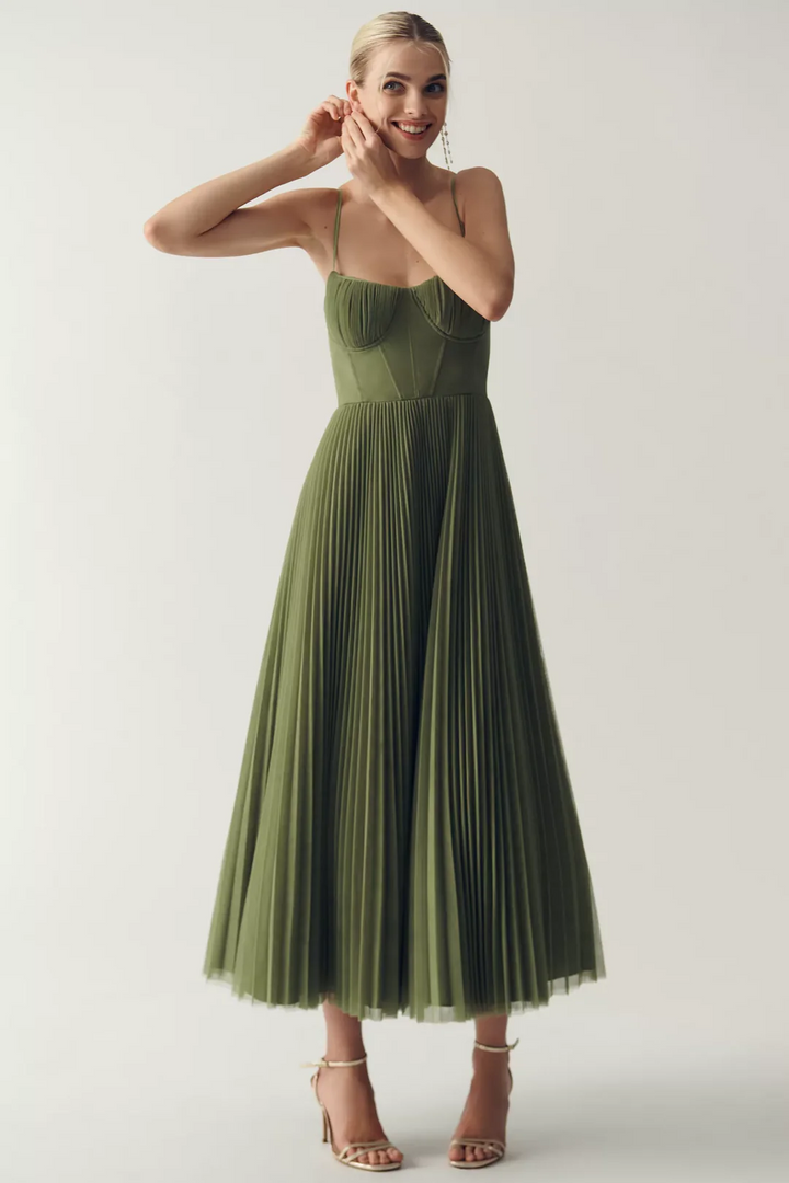 Vestido Olivia Elegancia moderna con espalda descubierta