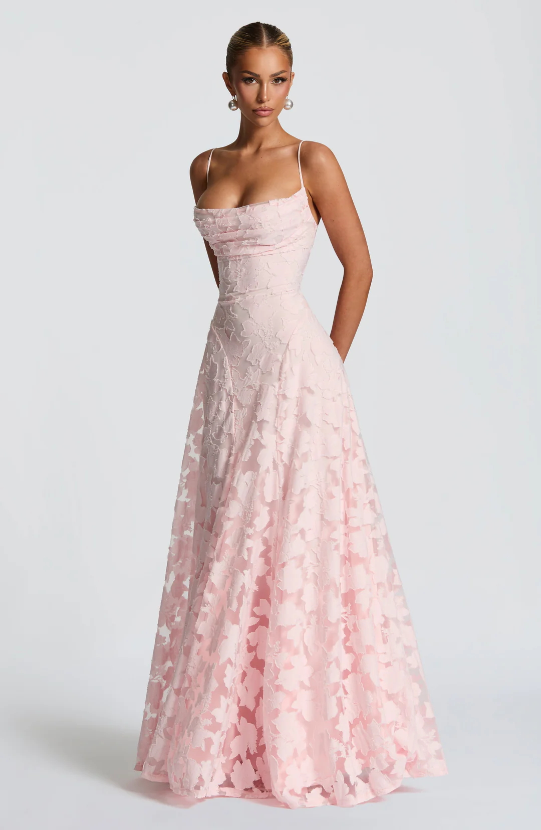 Vestido Leonor Elegancia de noche con encanto atemporal
